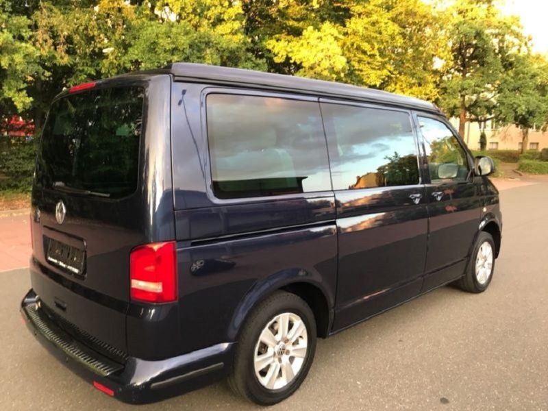 Volkswagen T5 • 2010 • 167,000 km 10