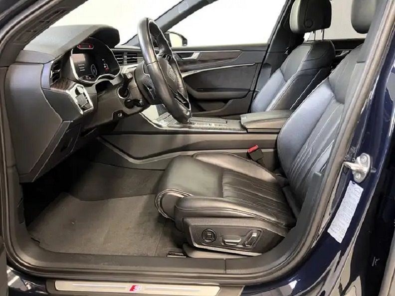 Audi A6 • 2019 • 183,000 km 5