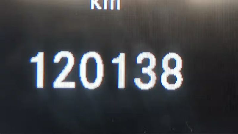 Mercedes-Benz 115 • 2019 • 120,138 km 5