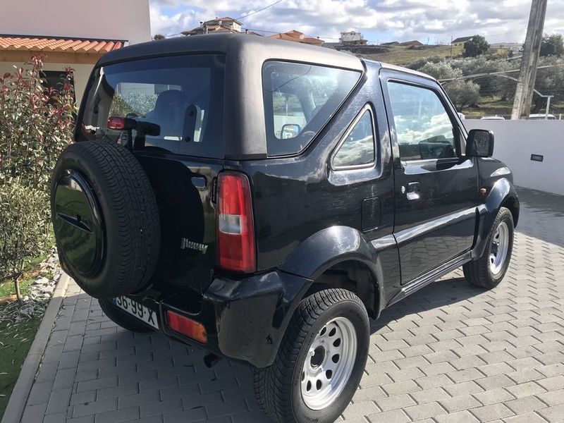 Suzuki Jimny • 2004 • 60,000 km 4