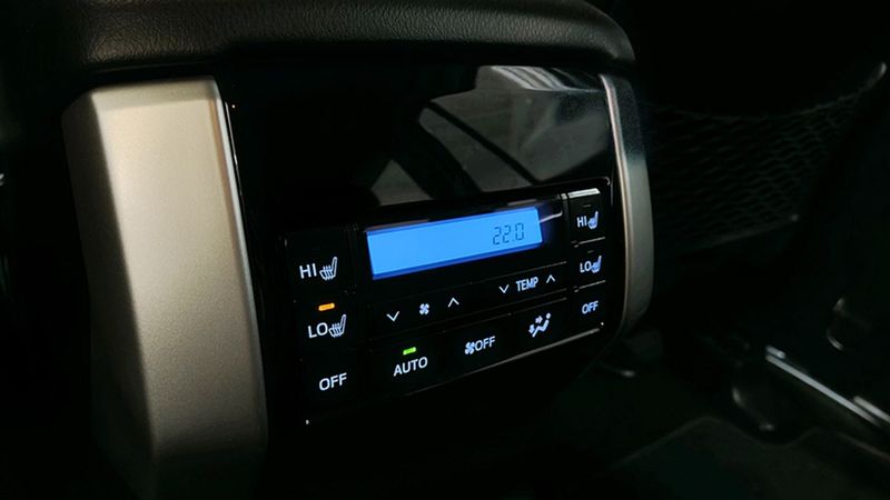 Toyota Land Cruiser • 2020 • 25,997 km 23