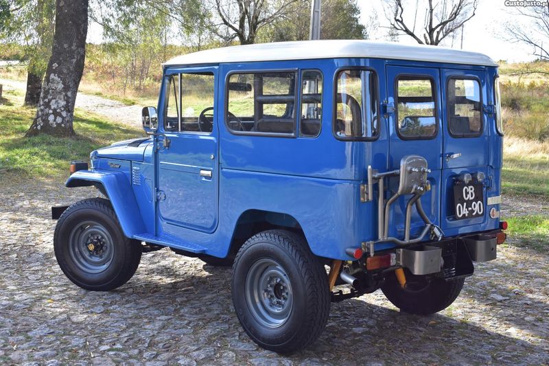 Toyota Land Cruiser • 1983 • 4,999 km 2