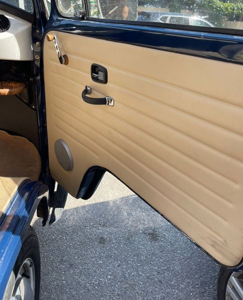 Volkswagen Caddy Van • 1971 • 90,000 km 6