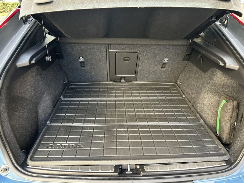 Volvo C30 • 2022 • 22,900 km 11