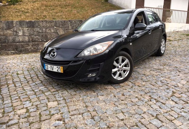 Mazda 3 • 2010 • 170,000 km 1