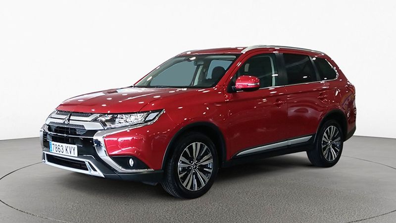 Mitsubishi Outlander • 2019 • 17,586 km 1