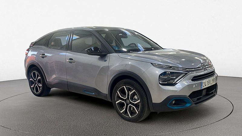 Citroën C4 • 2022 • 8,600 km 1