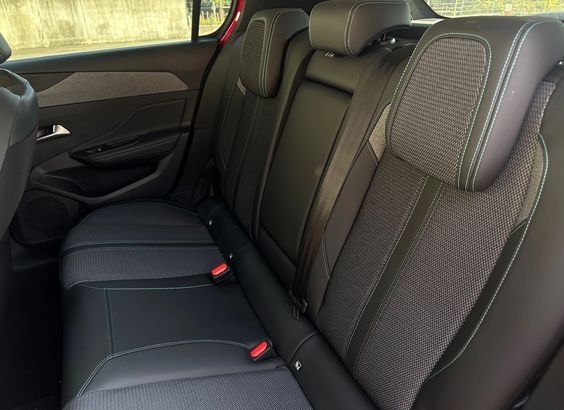 Peugeot 308 • 2024 • 8,300 km 29