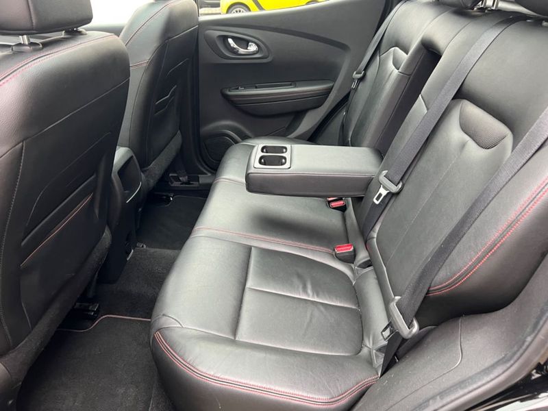 Renault Kadjar • 2016 • 180,000 km 3