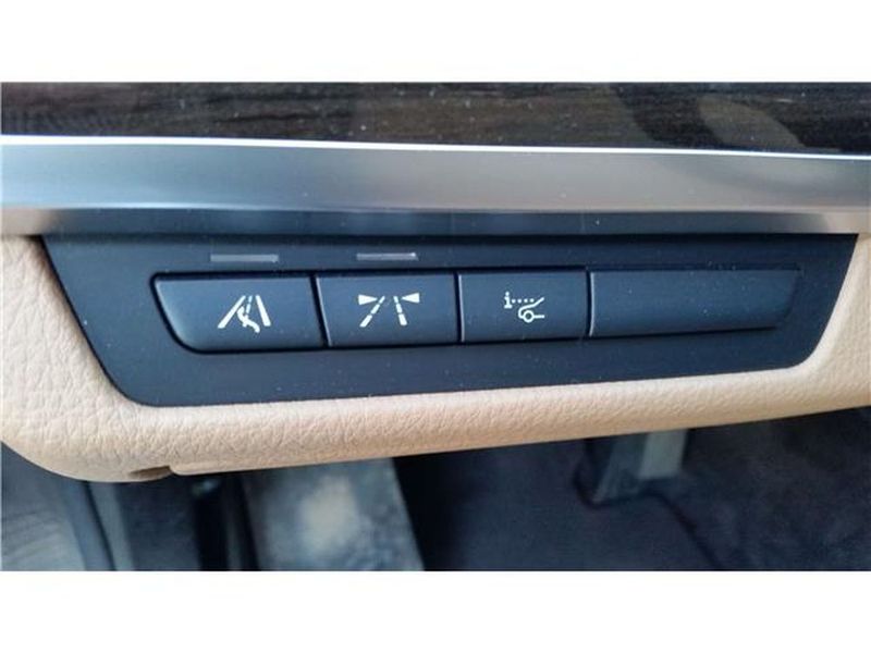 BMW 7 Series • 2010 • 150,000 km 6