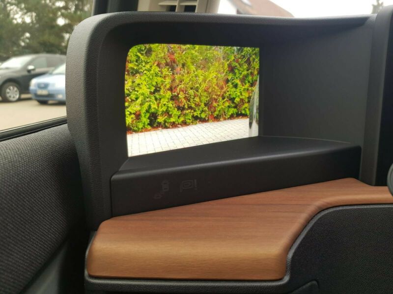 Hyundai Entourage • 2020 • 20,500 km 4