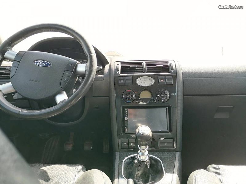 Ford Mondeo • 2002 • 300,000 km 5