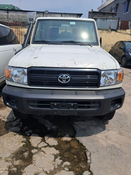 Toyota Land Cruiser • 2023 • 0 km 1