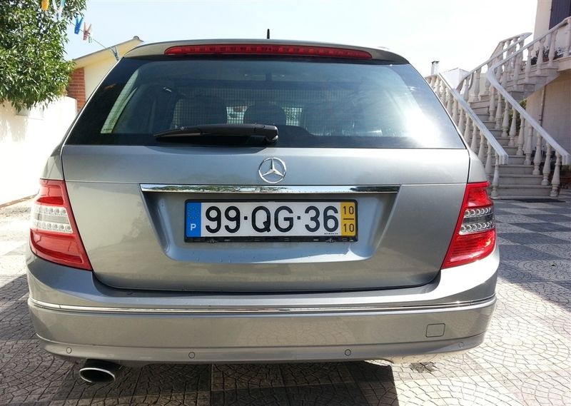 Mercedes-Benz C • 2010 • 215,000 km 2