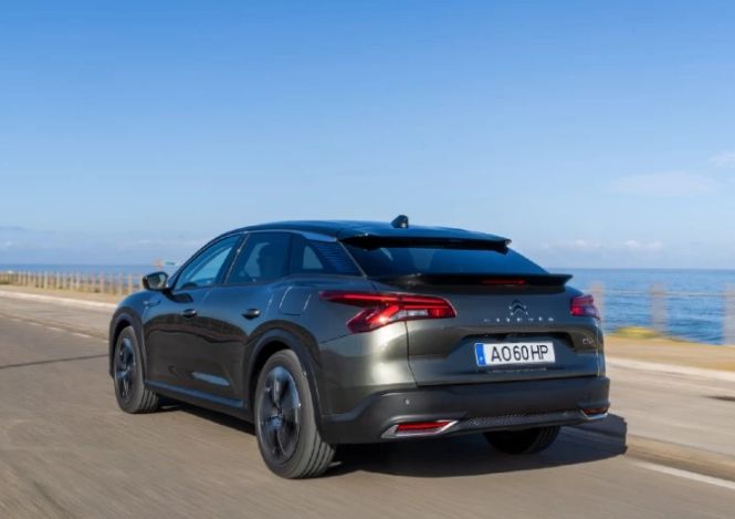 Citroën C5 • 2023 • 1 km 1