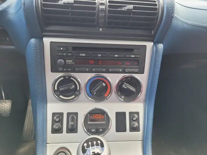 BMW Z3 • 2000 • 155,500 km 3