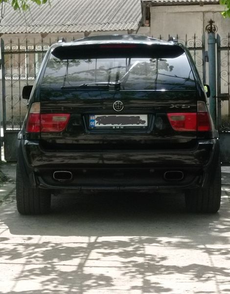 BMW X5 • 2002 • 27,000 km 1