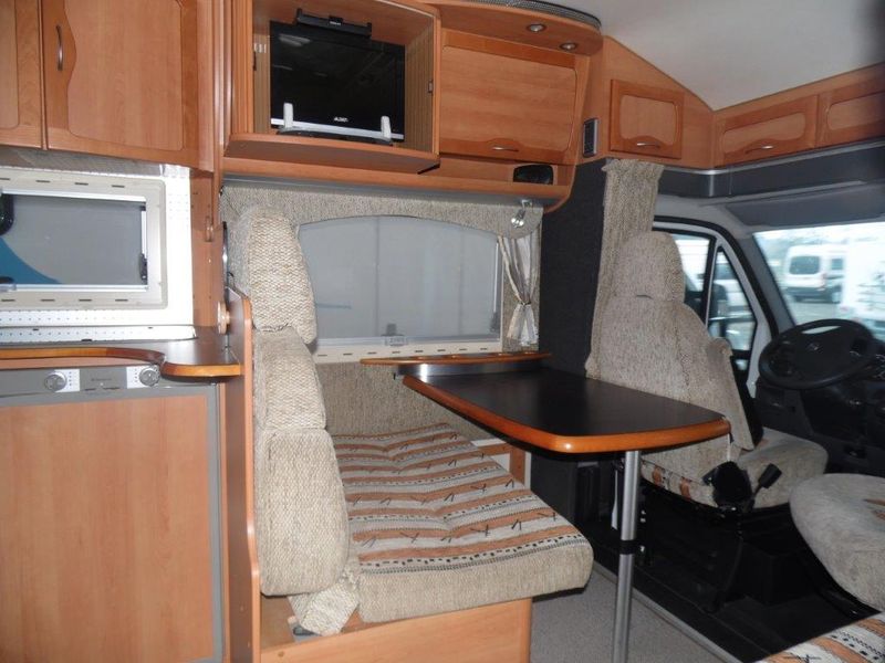 Fiat Ducato • 2005 • 80,300 km 10