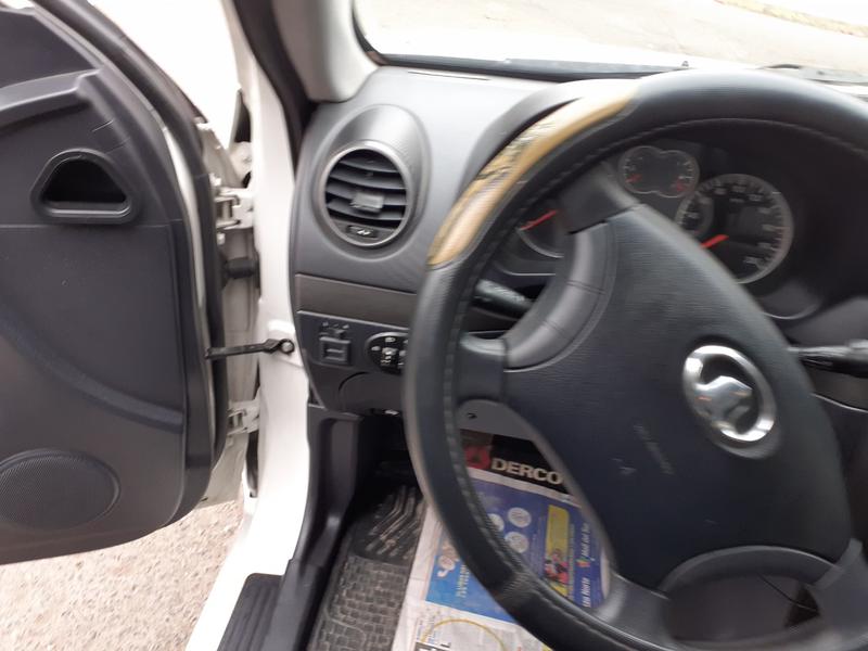 Great Wall Haval H3 • 2013 • 67,000 km 6