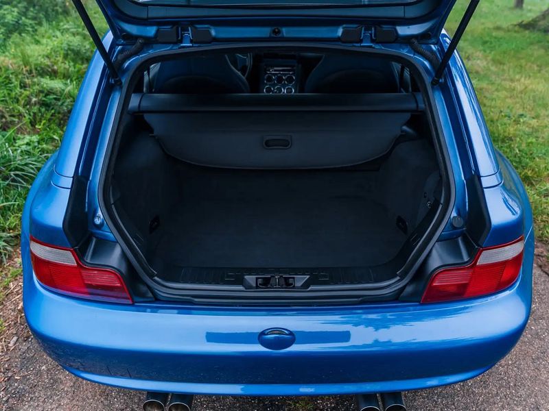 BMW Z3 • 1999 • 62,000 km 5