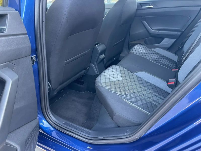 Volkswagen Polo • 2023 • 18,327 km 13