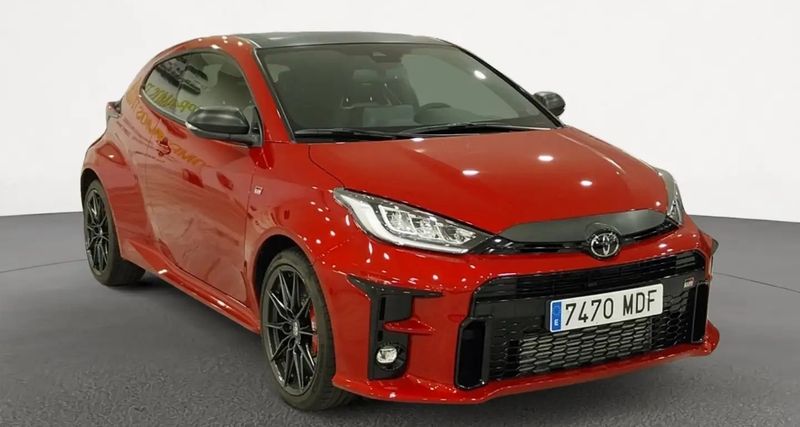 Toyota Yaris • 2023 • 9,927 km 1