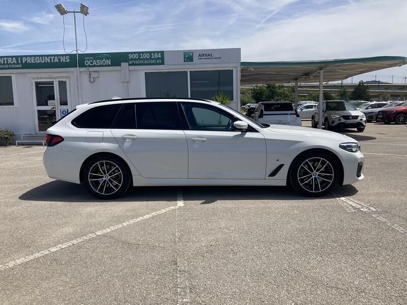 BMW 5 Series • 2023 • 19,800 km 6