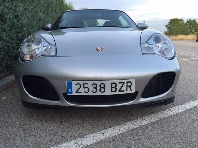 Porsche 911 Carrera • 2002 • 135,000 km 6