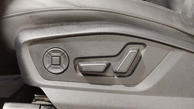 Audi Q7 • 2020 • 53,648 km 2