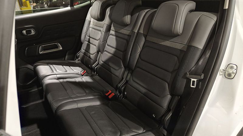 Citroën C5 • 2023 • 3,817 km 6