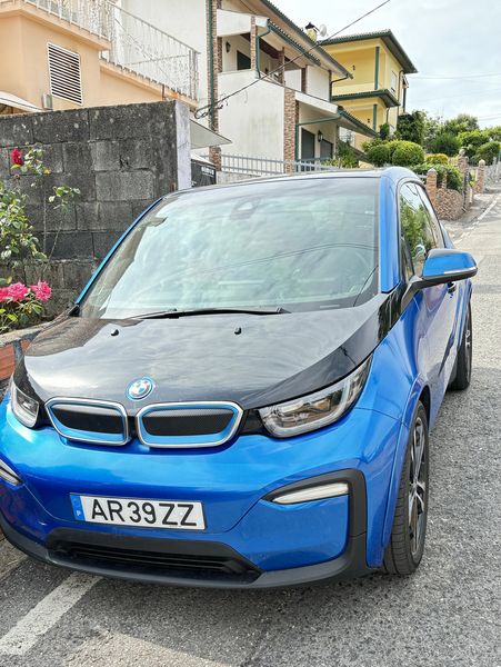 BMW i3 • 2019 • 56,000 km 5