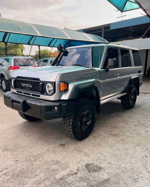 Toyota Land Cruiser • 2021 • 40,000 km 1