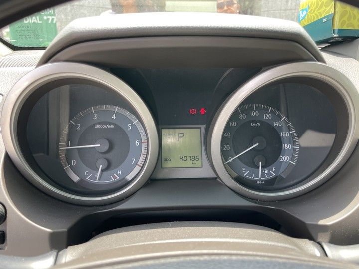 Toyota Land Cruiser • 2013 • 40 km 2