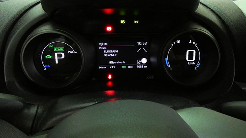 Toyota Yaris • 2023 • 7,088 km 21