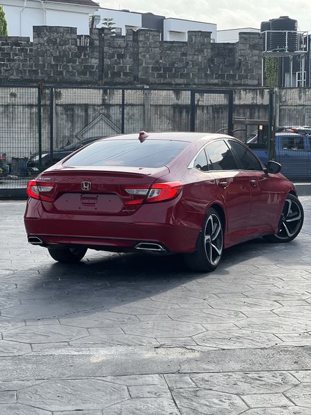 Honda Accord • 2020 • 31,061 km 2