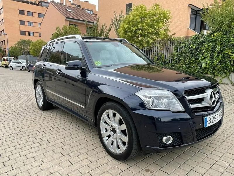 Mercedes-Benz GLK • 2011 • 140,000 km 10