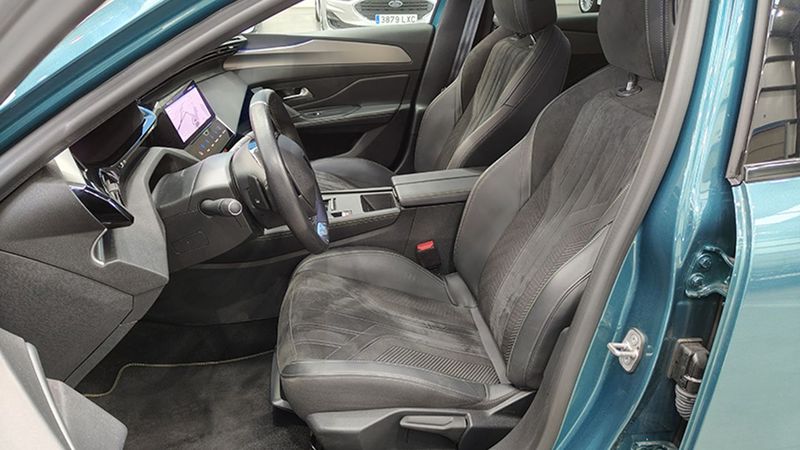 Peugeot 308 • 2024 • 21,500 km 11