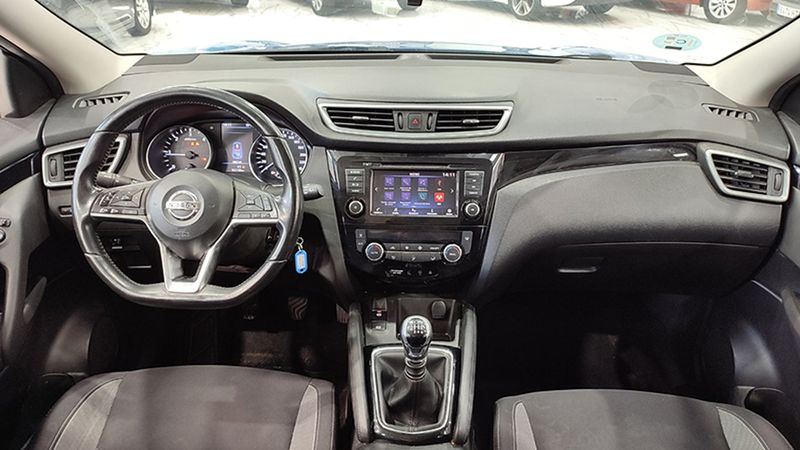 Nissan Qashqai • 2020 • 93,156 km 6