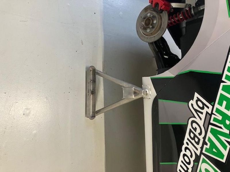 Renault Clio • 2024 • 2,324 km 8