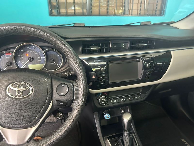 Toyota Corolla • 2016 • 21,100 mi 7