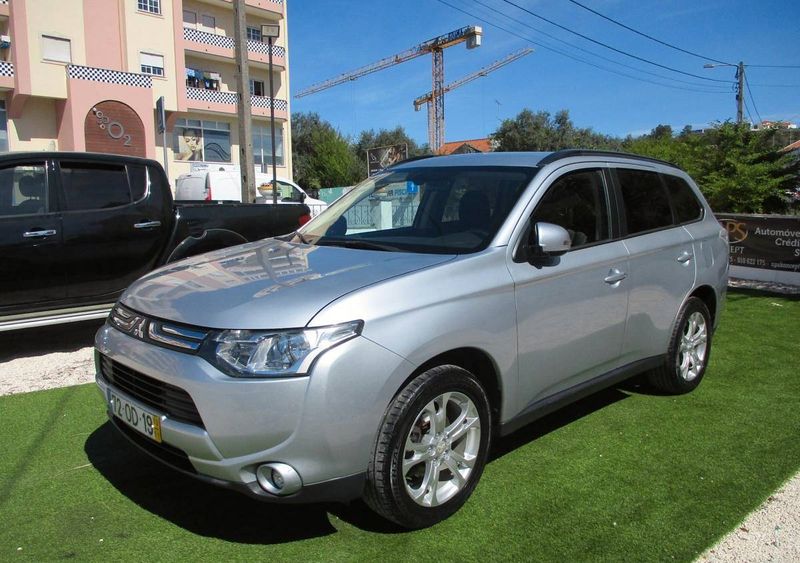 Mitsubishi Outlander • 2013 • 189,999 km 3