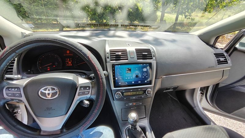 Toyota Avensis • 2009 • 198,000 km 10