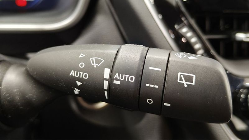 Toyota Corolla • 2023 • 39,911 km 11