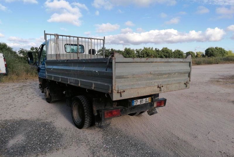 Mitsubishi Carisma • 2000 • 190,000 km 4