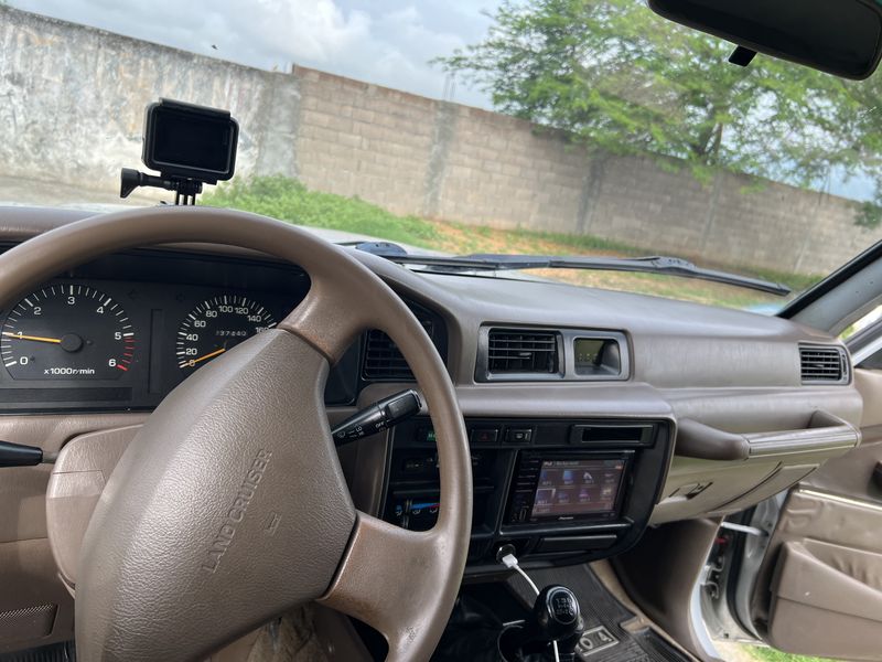 Toyota Land Cruiser • 1997 • 240,000 km 7