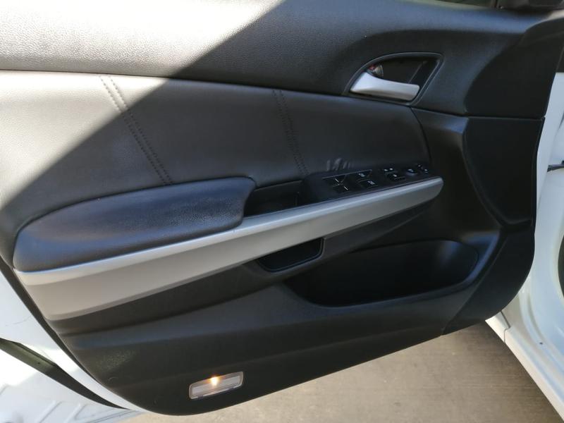 Honda Accord • 2012 • 104,662 km 1