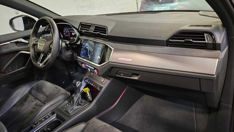 Audi Q3 • 2021 • 38,777 km 10