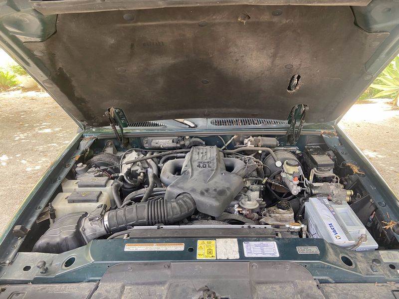 Ford Explorer • 1997 • 171,000 km 8