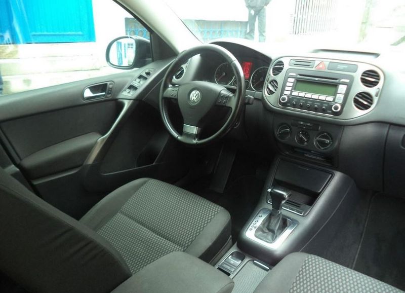 Volkswagen Tiguan • 2010 • 150,000 km 2