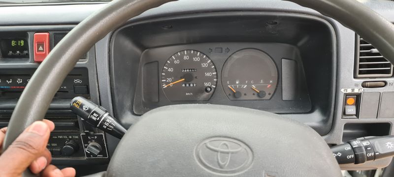 Toyota Dyna • 1996 • 245,000 km 4